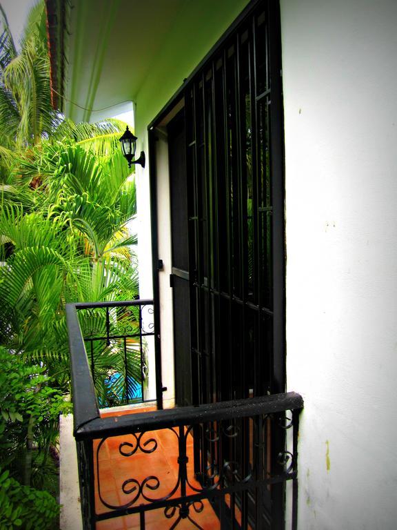 B&B Villa Hibiscus Playa del Carmen Dış mekan fotoğraf