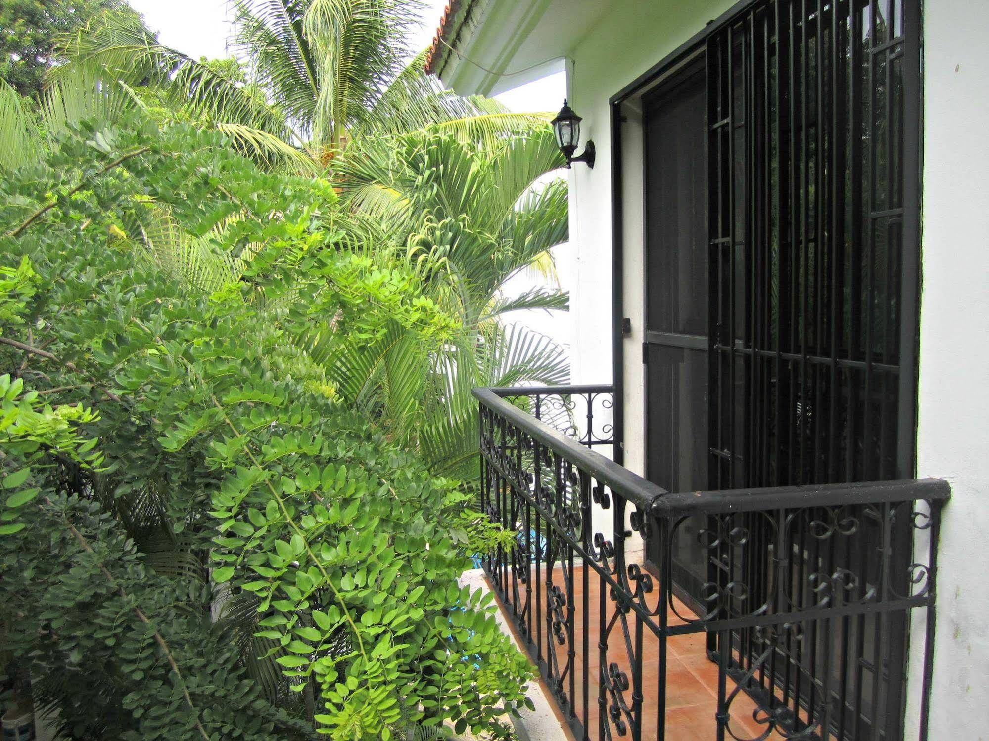 B&B Villa Hibiscus Playa del Carmen Dış mekan fotoğraf